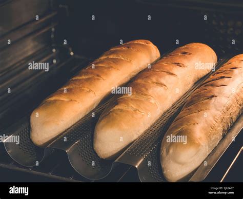 how to bake your own perfect homemade baguette or sandwich bread in ...