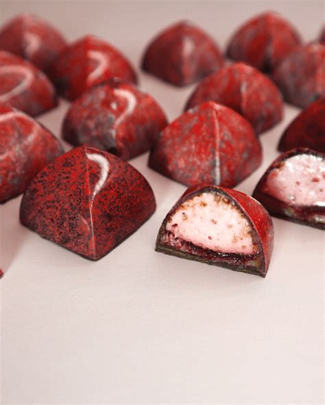 Корпусные конфеты «Ягодный маршмэллоу» - LoveCooking.ru