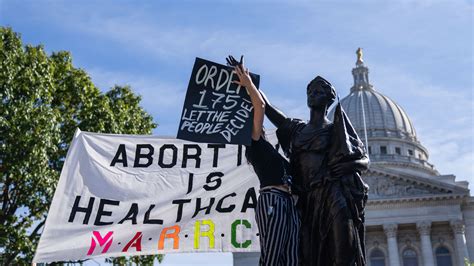 At Campaign's End, Democrats See Limits of Focus on Abortion - The New ...