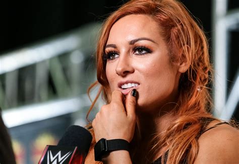Did Becky Lynch have Plastic Surgery? Boob Job, Body Measurements, Nose Job, and More! - Plastic ...