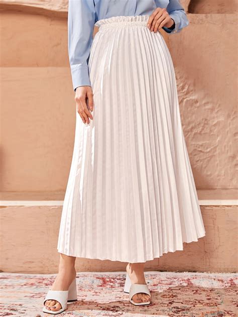 Paperbag Waist Pleated Skirt | Pleated skirt outfit, White pleated ...