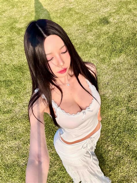 Gran Dong (@donggeuran16) - Urlebird