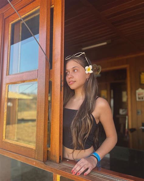 Jennifer Ferreira (@jennferreira__) • Instagram photos and videos