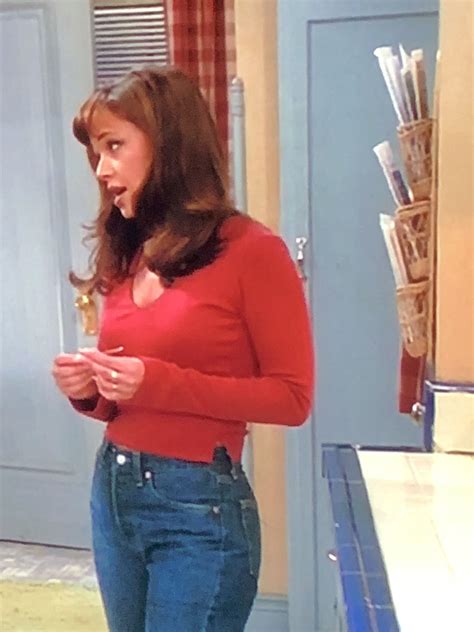 90s/00s leah remini | Leah remini, Princess leah, Carrie heffernan outfits