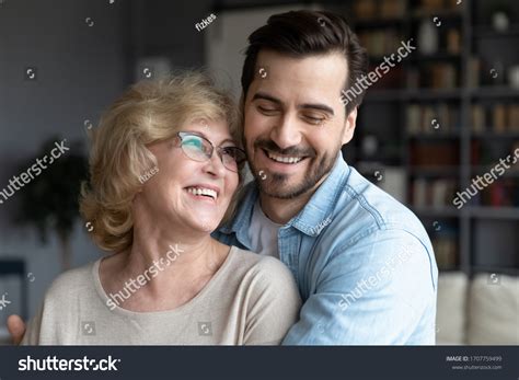 798 imagens de Older women with younger man Imagens, fotos stock e ...