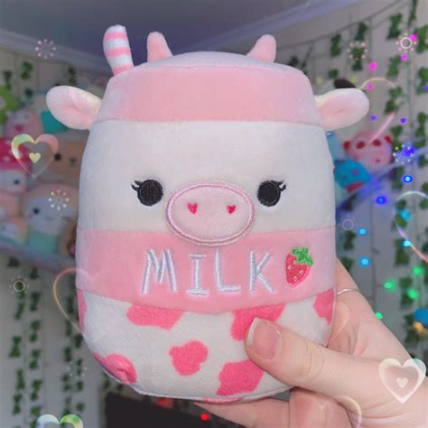 absolutely losing it over this 5” strawberry milk moo I made : r/squishmallow