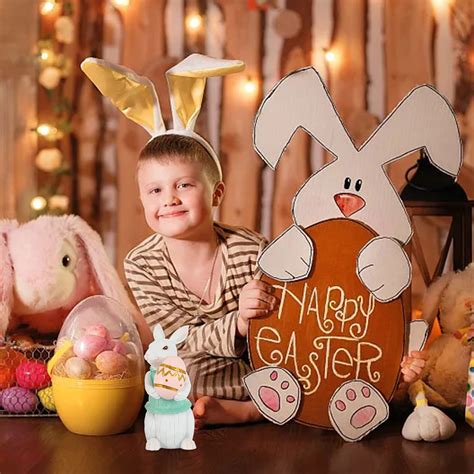 SDJMa Easter Bunny Decorations, Cute Rabbit Holding Egg Resin Animal ...