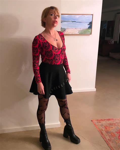 mary elizabeth ellis | Why yes, I did get a hair cut. Thank you for noticing. #october1st # ...