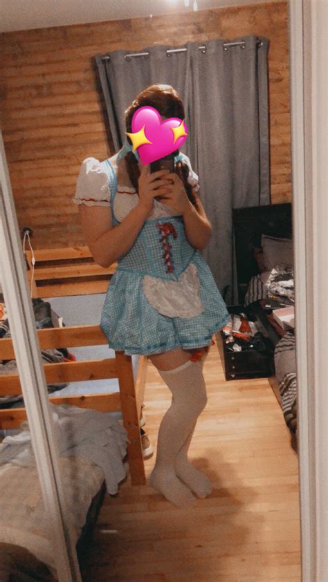 Halloween is for sissies, have fun girls🎃 | Scrolller