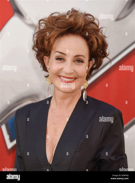 Annie Potts