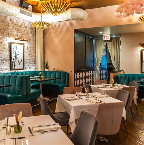 Aya Pastry Set to Close in West Town After 8 Years | Eater Chicago