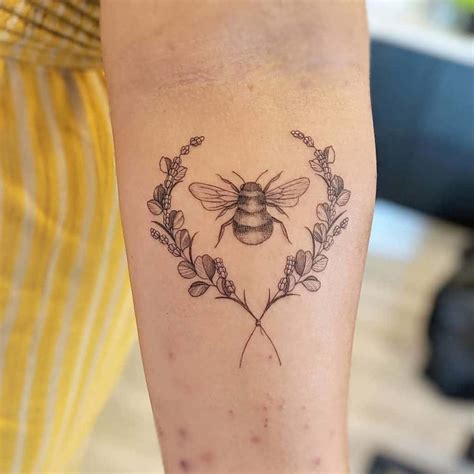 Bumble Bee Tattoo Meaning: Symbolism, Strength, and Spirit - Astylish ...