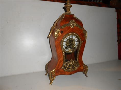 Orologio Da Tavolo Moderno Orologio Da Tavolo Howard Miller Marcus 645-580 - Vetro Smussato, Base Palissandro, Sveglia Orologio In Vetro - 7
