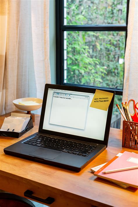 'Sex and the City' Carrie Bradshaw Apartment Is for Rent on Airbnb ...