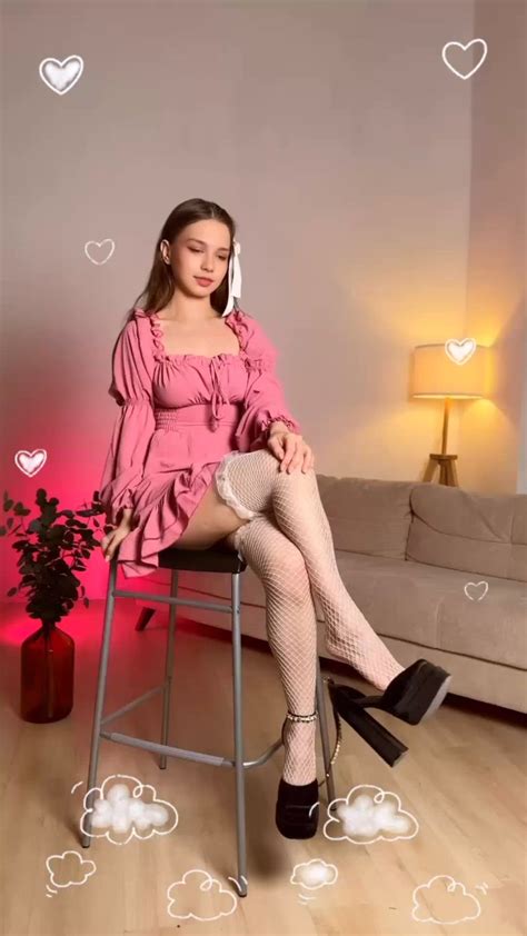 Dia Miller & Maru Fox | Every moment counts 💕 | Instagram