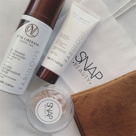 Top Sunless Tanning Tips & Products for the Winter | Snap Beauty ...