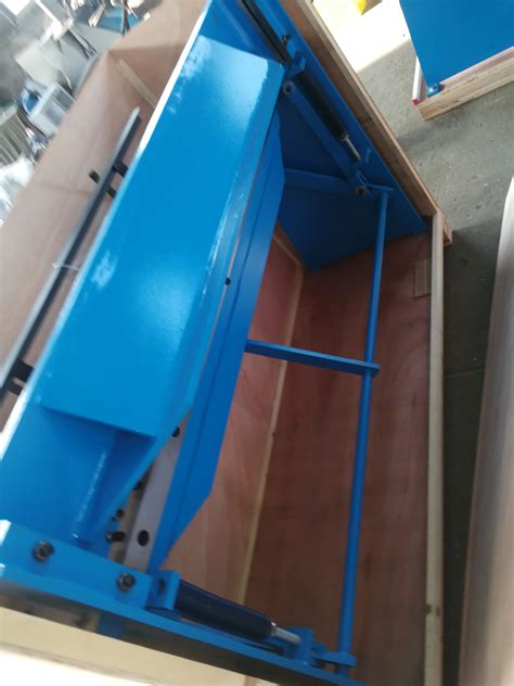 52 Inch Heavy Duty Foot Operated Guillotine Shear Machine For Shearing ...