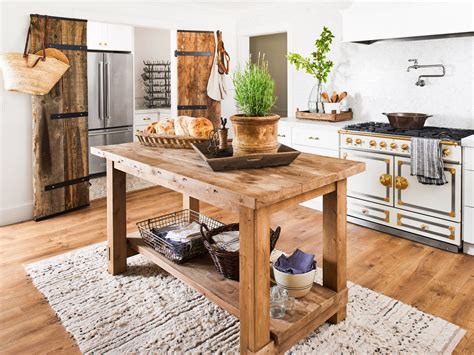 13 Rustic Kitchen Cabinet Ideas