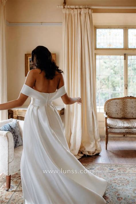 Sexy Off-the-Shoulder A-line Slit Satin Wedding Dress - Lunss