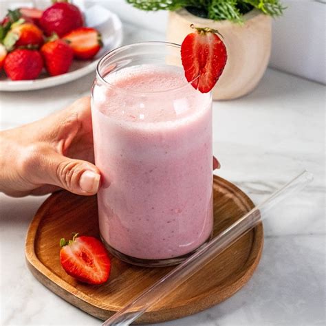 Strawberry Yogurt Smoothie