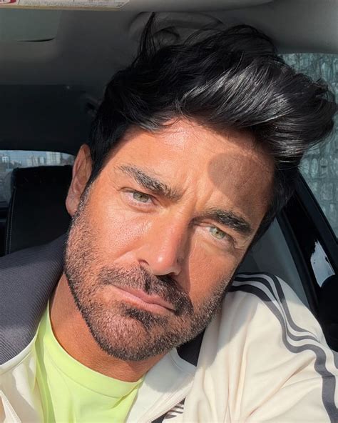 Mohammad Reza Golzar (@rezagolzar) • Instagram photos and videos