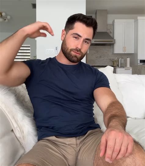 Love is love on Tumblr: Beautiful Ruggery Valdivia