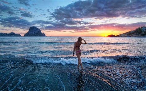 🔥 [50+] Wallpapers Bikinis | WallpaperSafari