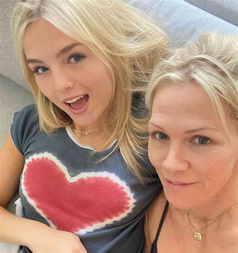 Jennie Garth’s 3 Kids: All About Luca, Lola and Fiona