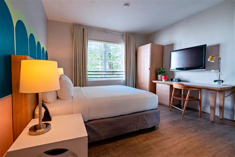 Viajero Hostels Miami. Best hostel in Miami South Beach, FL