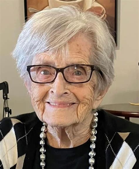 Viola Handley | Hamiltons Funeral Home