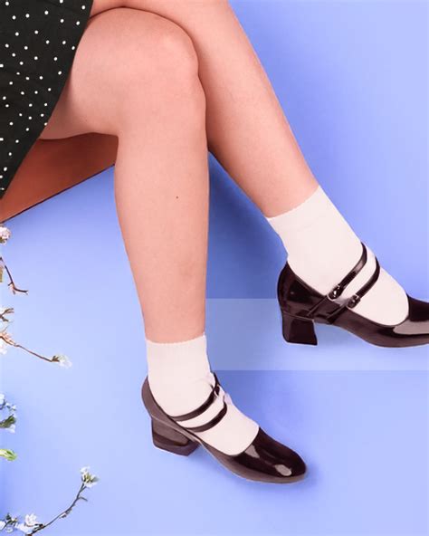 What Causes Sock Marks and How Can You Prevent Them? – Hugh Ugoli Socks