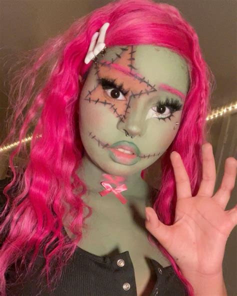 Cute Zombie | Pretty zombie makeup, Creative makeup looks, Cute ...