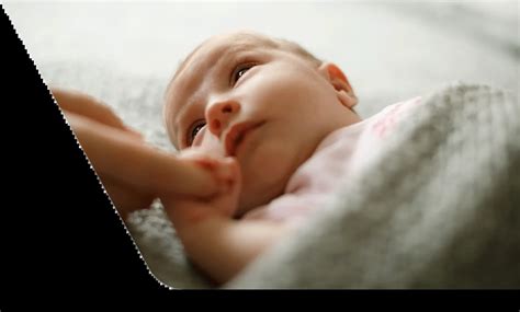 Spit-Up vs. Vomit in Babies | Enfamil