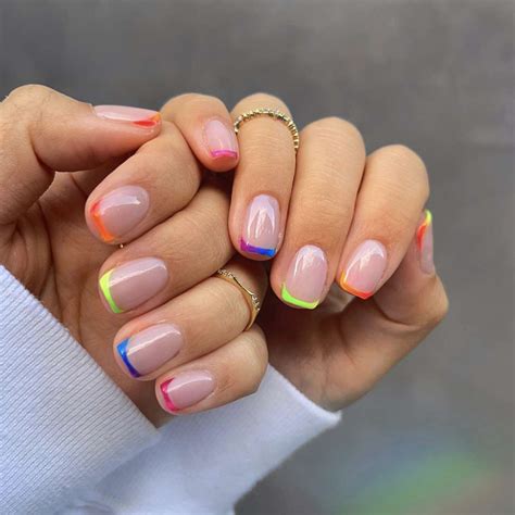 31 Short French Manicure Ideas to Try