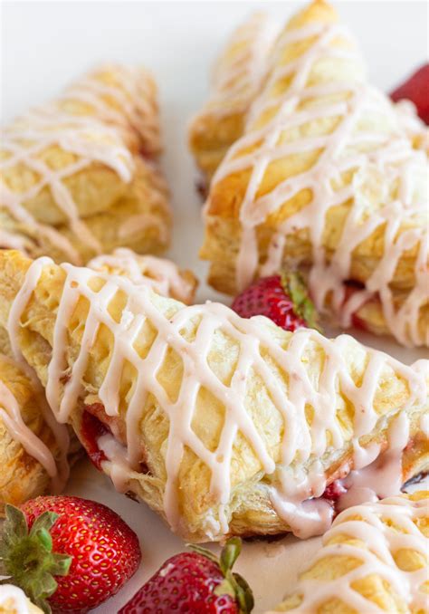 Easy Strawberry Turnovers with Puff Pastry