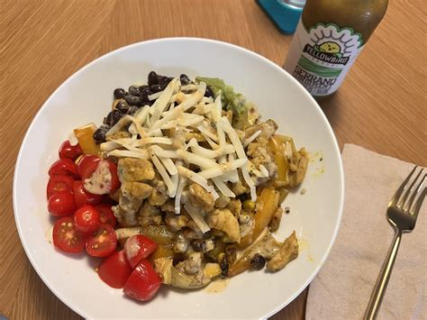 DIY Chipotle chicken burrito bowl : r/15minutefood