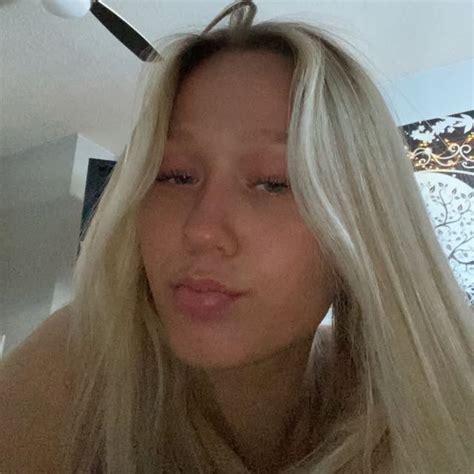 cally ️‍🔥 (@cally_tungseth) on Threads