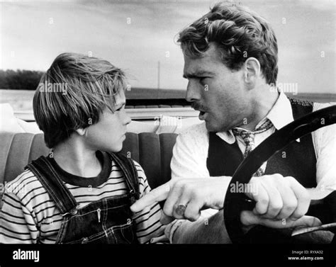 Tatum o'neal paper moon hi-res stock photography and images - Alamy