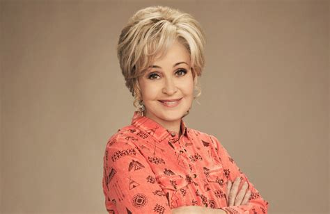 ‘Young Sheldon’ Star Annie Potts Undergoes Major Surgery - Hollywood411 ...