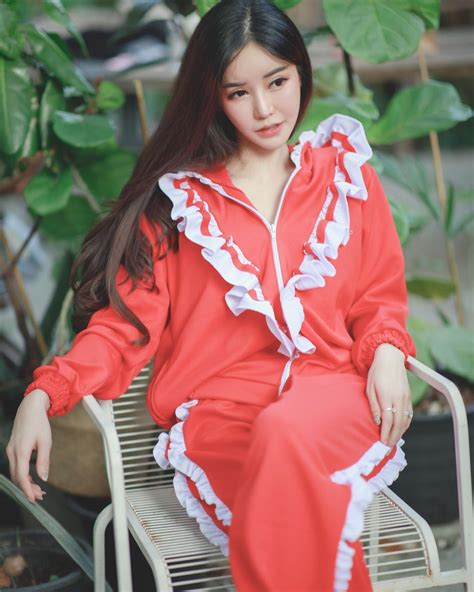 Blue Jirarat กับความเซ็กซี่เบาๆ ล่าสุดของเธอ 20 ภาพ อัพเดท 21/11/2020