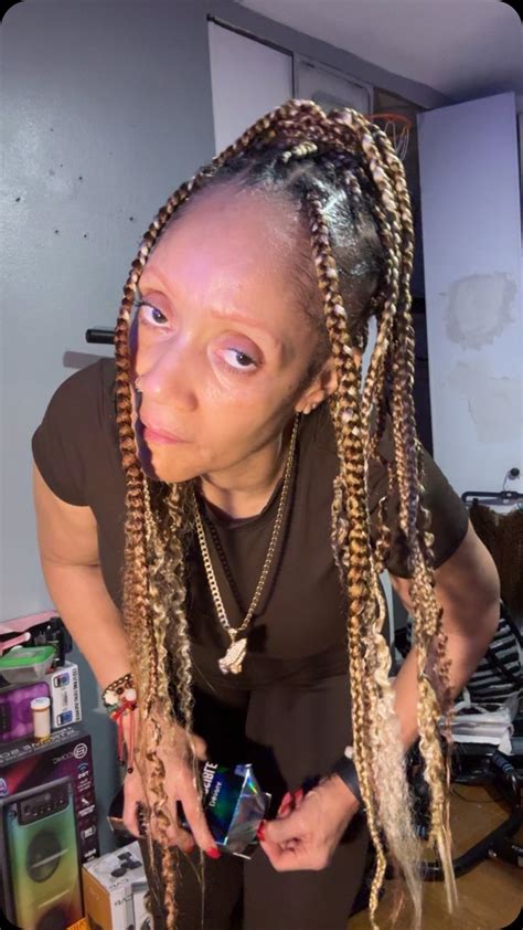 Deborah Prince Downer | Getting closer | Instagram