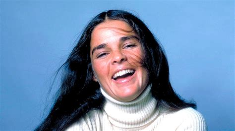 21 Intriguing Facts About Ali MacGraw - Facts.net