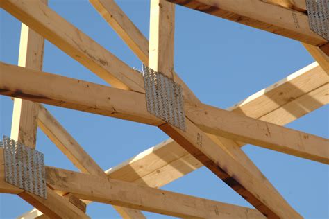 Top Chord Bearing vs. Bottom Chord Bearing Trusses: Key Differences