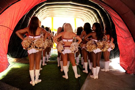Washington Redskins Cheerleaders Describe Topless Photo Shoot and Uneasy Night Out - The New ...