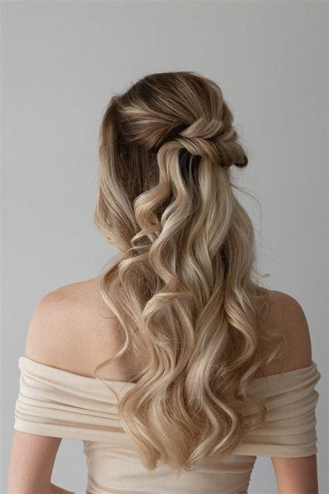 Cute hairstyles for a wedding 60 photos - Vianawedding.com