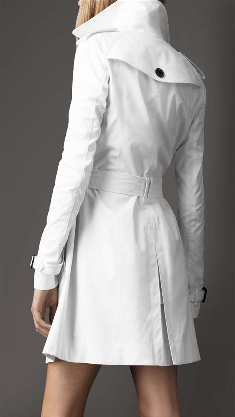 Knee Length White Trench Coat at Shawna Mchenry blog