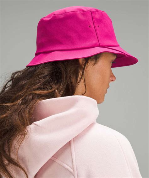 Lululemon Womens Wide Brim Bucket Hat - Wild Berry - lulu fanatics