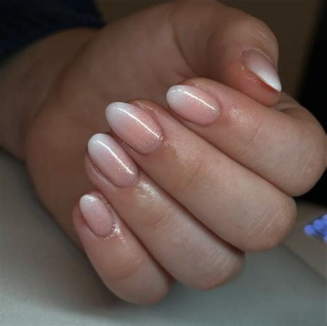 35 Best White Almond Nail Designs Ideas - Trendy Canva