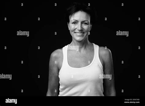 Mature women fashion hi-res stock photography and images - Alamy