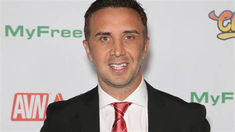 Who is Brazzers porn star Keiran Lee? Adult male actor whose penis is ...
